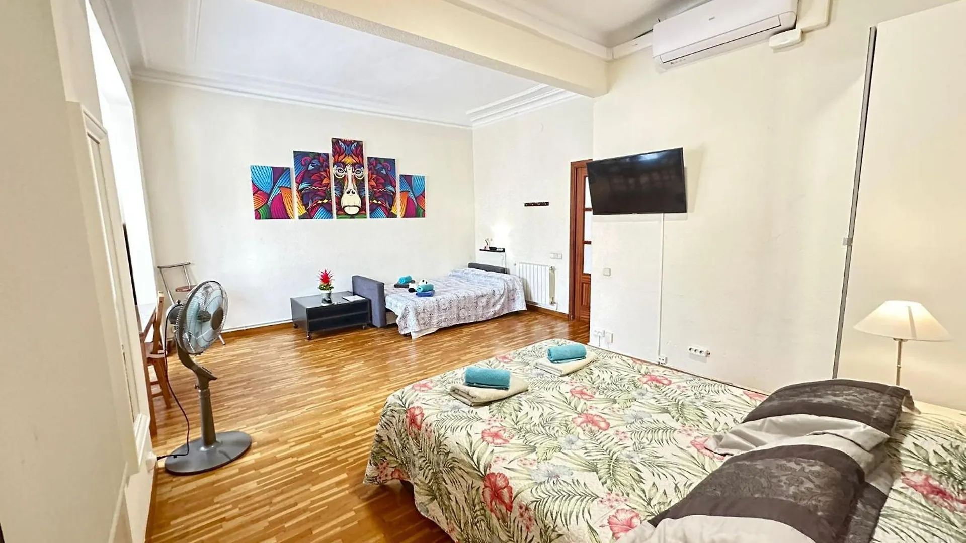 Rooms Aribau Barcelona 0*,  Spain
