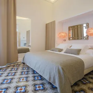 Anakena House Bed & Breakfast Barcelone